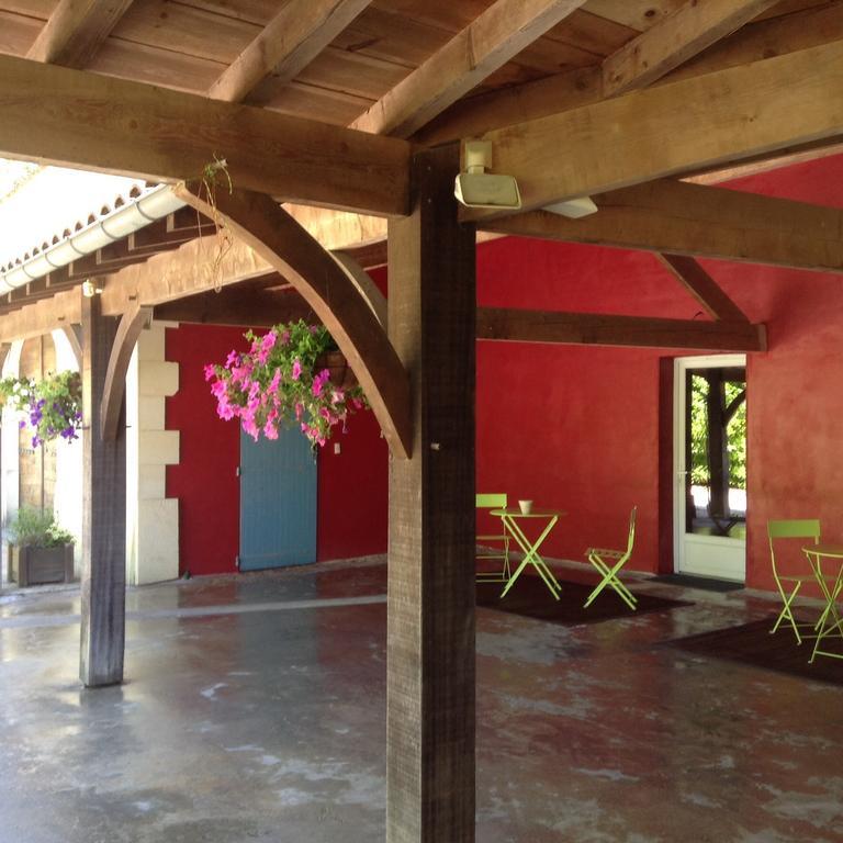 Domaine De Puycarpin Hotel Belves-de-Castillon Exterior photo