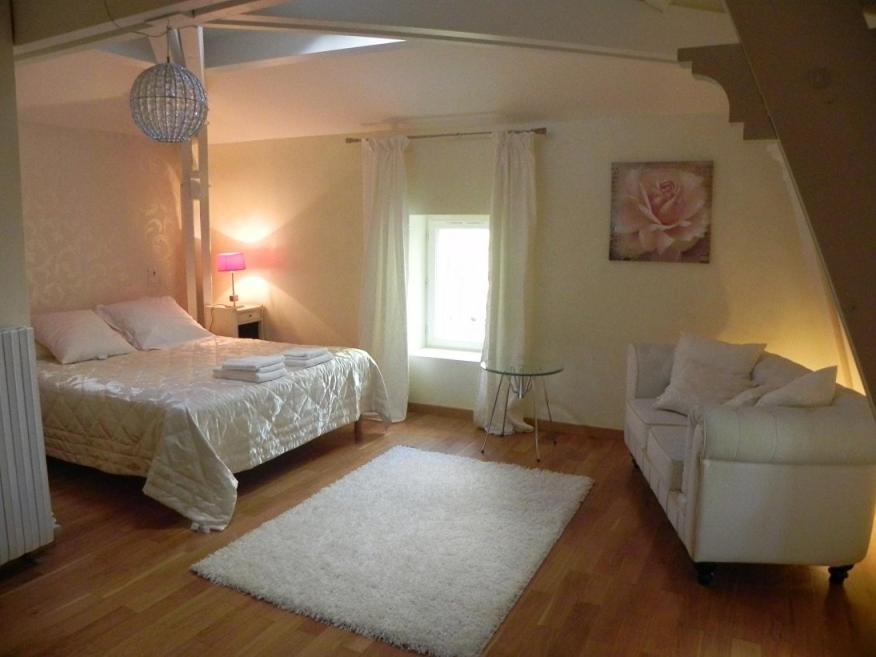 Domaine De Puycarpin Hotel Belves-de-Castillon Room photo